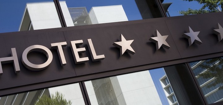 hotel-schild hotel-schild